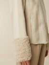 Beaumont Offwhite faux fur 'Yuki' jakke som er vendbar thumbnail