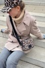 Markberg Leopard 'Less' Leopard Crossbody Veske thumbnail