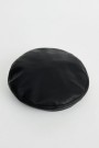 Stand Sort trendy faux leather 'Freida' beret i fake skinn thumbnail