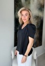 Amuse Sort 'Ella' silke v-bluse med viskose bak thumbnail