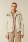 Beaumont Offwhite faux fur 'Yuki' jakke som er vendbar thumbnail
