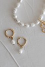 Timi Of Sweden Gull Pearl Small Hoop Earrings thumbnail