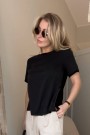 Amuse Sort 'Essie' bluse med viskose bak og glidelås i siden thumbnail