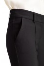 Cambio Sort 'Farah' kick flare bukse. En av våre best solgte sorte bukser! thumbnail