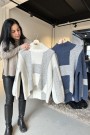 Hést Offwhite with grey stormønstret kidmohairmix genser thumbnail