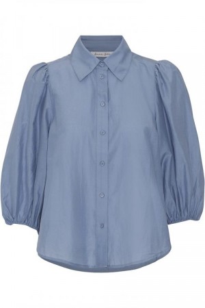 Dear Dharma Jeansblå 'Bellis Shirt' silke/bomull florlett trendy bluse