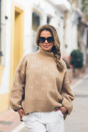 Hést Light beige 'Fam Short' oversized genser