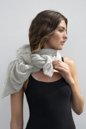 Natura Cashmere Light Grey Luxury Cashmere Medium skjerf