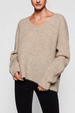 One & Other Beige 'Monaco Mohair V-Neck' genser