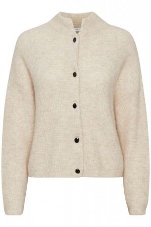 Gestuz Offwhite 'Debbie Short Cardigan' med krage. BESTSELGER!