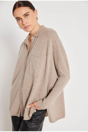 Notshy Taupe 'Andrea' 100% mongolsk cashmere vid skjortecardigan. Bestselger!