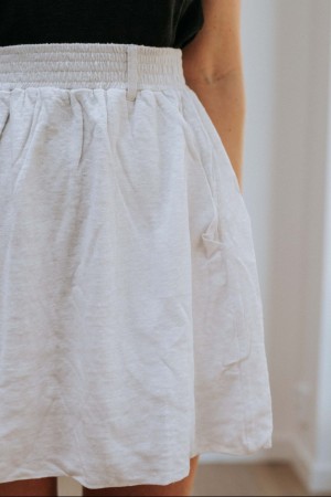 Cathrine Hammel Hvit 'Linen Short Flared' Skjørt