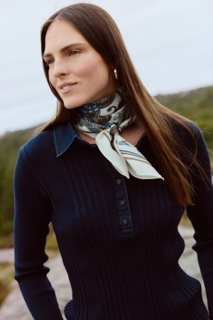 Katrin Uri Navy ribbet 'California pullover' med tencel-krage