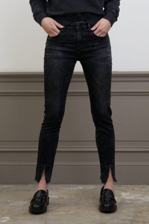 Lois Supertrendy sort 'Cordoba Split' med splitt foran. BESTSELGER!