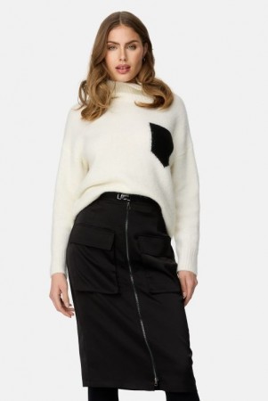 Catnoir White alpakkamix pologenser med sort 'lomme'