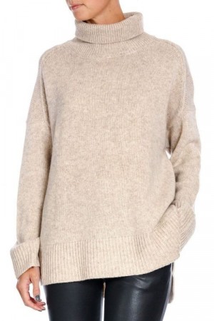 Cathrine Hammel Praktfull kremmelert oversized pologenser med splitt av YAK/merino