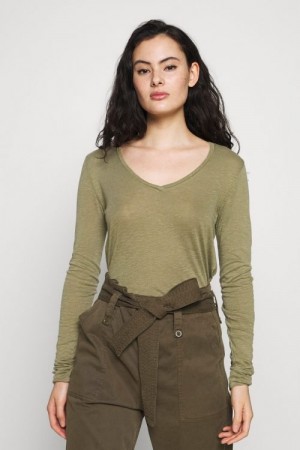American Vintage Oliven 'Kobi58' long sleeve viskose/bomull v-topp