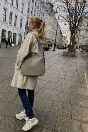 Decadent Concrete grey 'Farrah Hobo Bag' stor skinn skulderveske