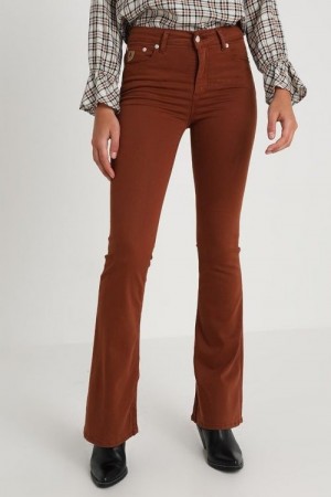 Lois Jeans Kanelbrun 'Raval Lea Lux' flare bukse. L32