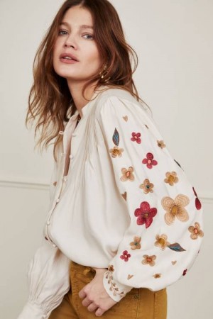 Fabienne Chapot Warm white 'Heidi Blouse' viskose bluse med broderte blomster