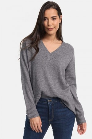 Catnoir Grå Melange v-genser med ribbet kant i mykeste kvalitet 