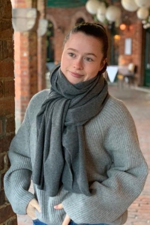 Emma Grå 100% cashmere stort skjerf