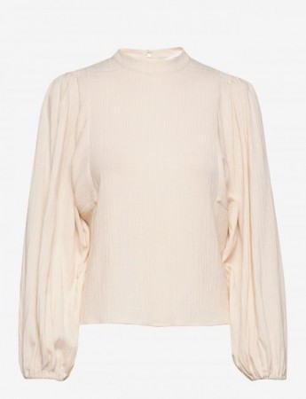 Samsøe Samsøe Kremhvit trendy 'Harriet' bluse med puffermer