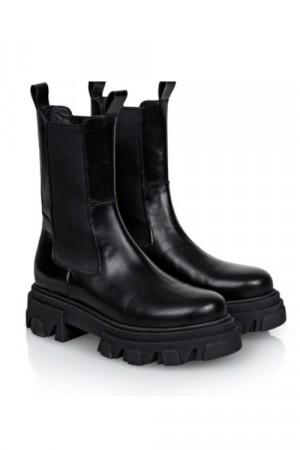 Shoe Biz Trendy sorte 'Uma Vaca Alfa' boots med chunky såle