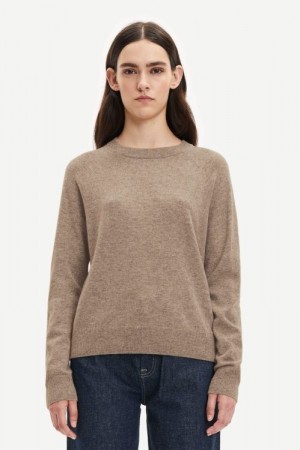 Samsøe Samsøe Starfish taupe 'Boston O-neck' klassisk cashmere genser
